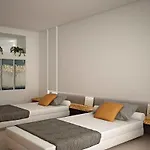 Hotel Seven