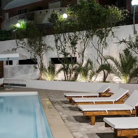 Seven Hotel 3*